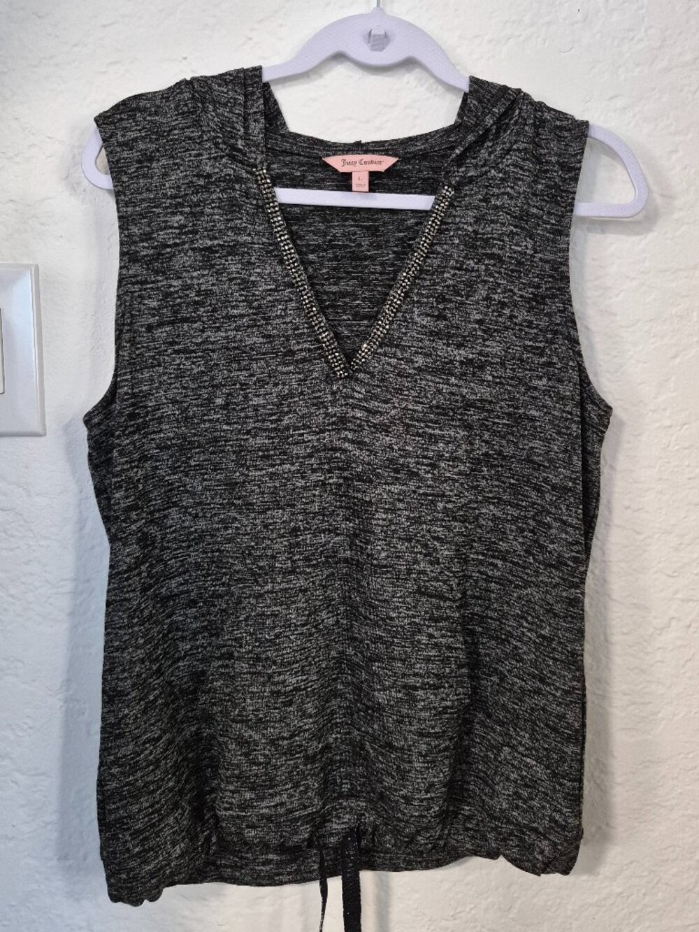 Juicy Couture Women's Sleeveless Hoodie, Large